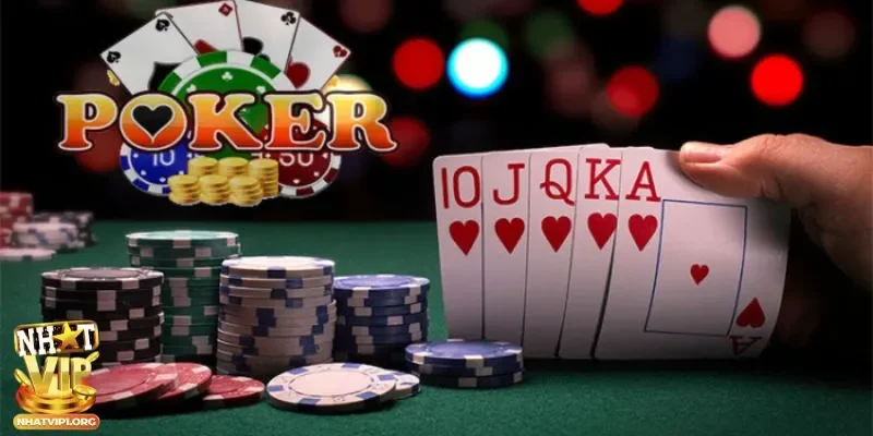 Kỹ năng cơ bản khi chơi poker online