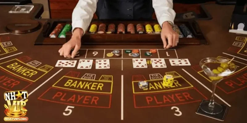 Luật chơi bài baccarat dễ hiểu